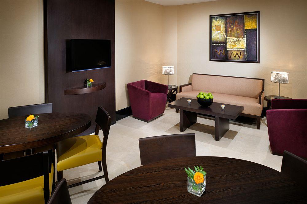 Courtyard By Marriott Riyadh Diplomatic Quarter Exterior foto