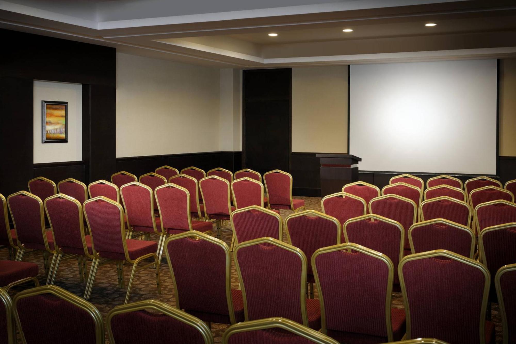 Courtyard By Marriott Riyadh Diplomatic Quarter Exterior foto